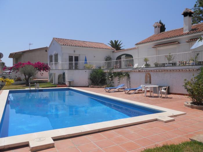 Villa for sale pool  in Nerja , Málaga