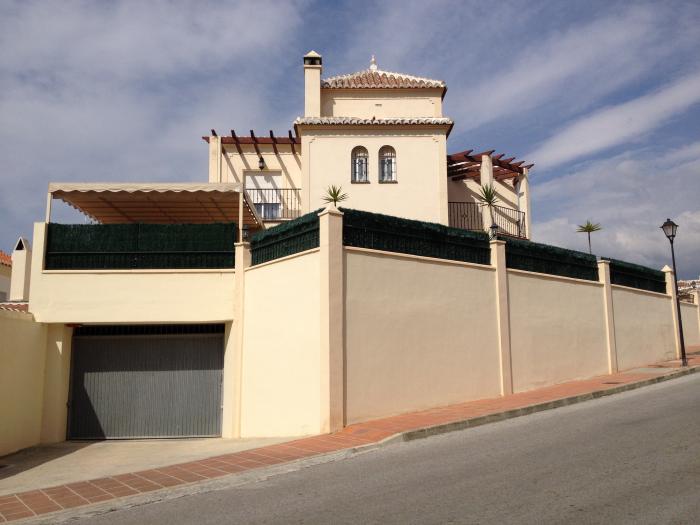 Semi-detached house for sale pool  in Torrox Costa , Málaga