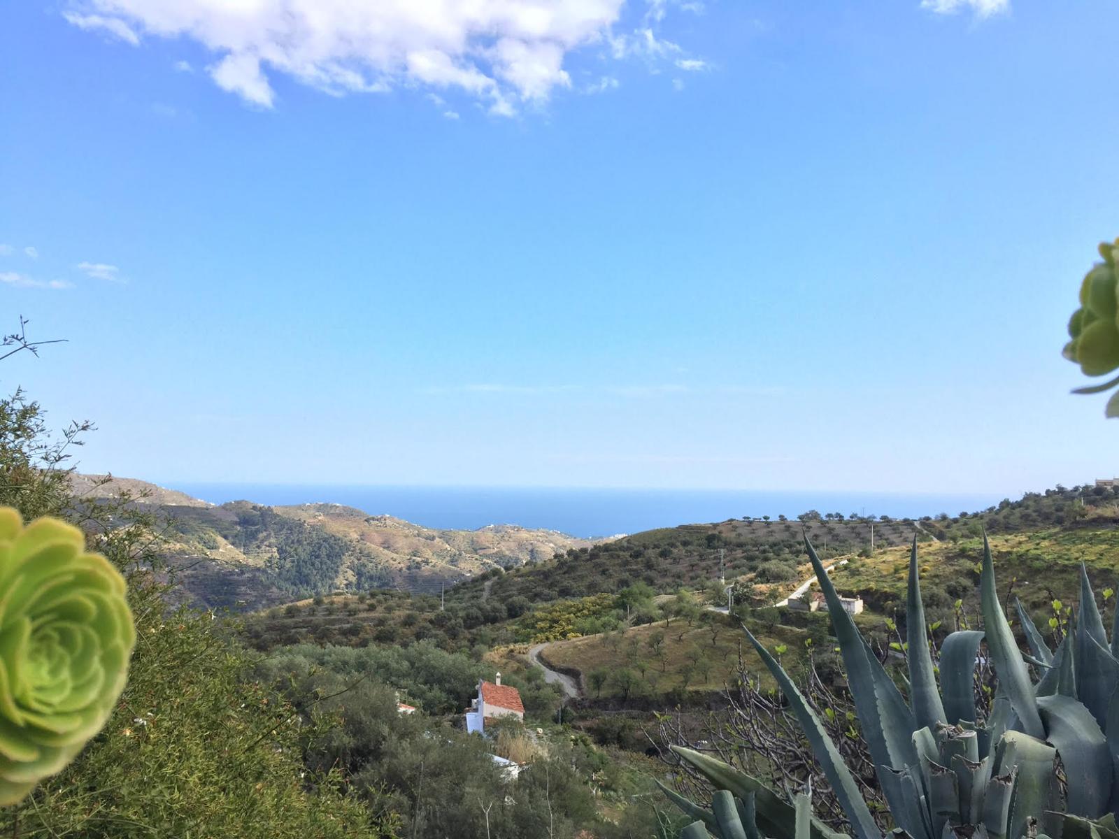 Cortijo totalmente renovado en venta impresionantes vistas al mar en Gelibra Almunecar