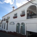Belle maison de village en vente dans le centre de Competa avec vue mer