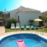 Estupendo chalet con piscina privada en venta en Frigiliana en una parcela espectacular