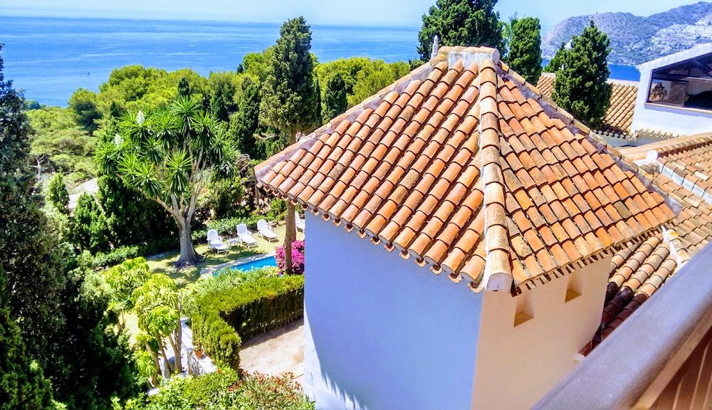 Exceptional property for sale in the prestigious Punta de la Mona la Herradura