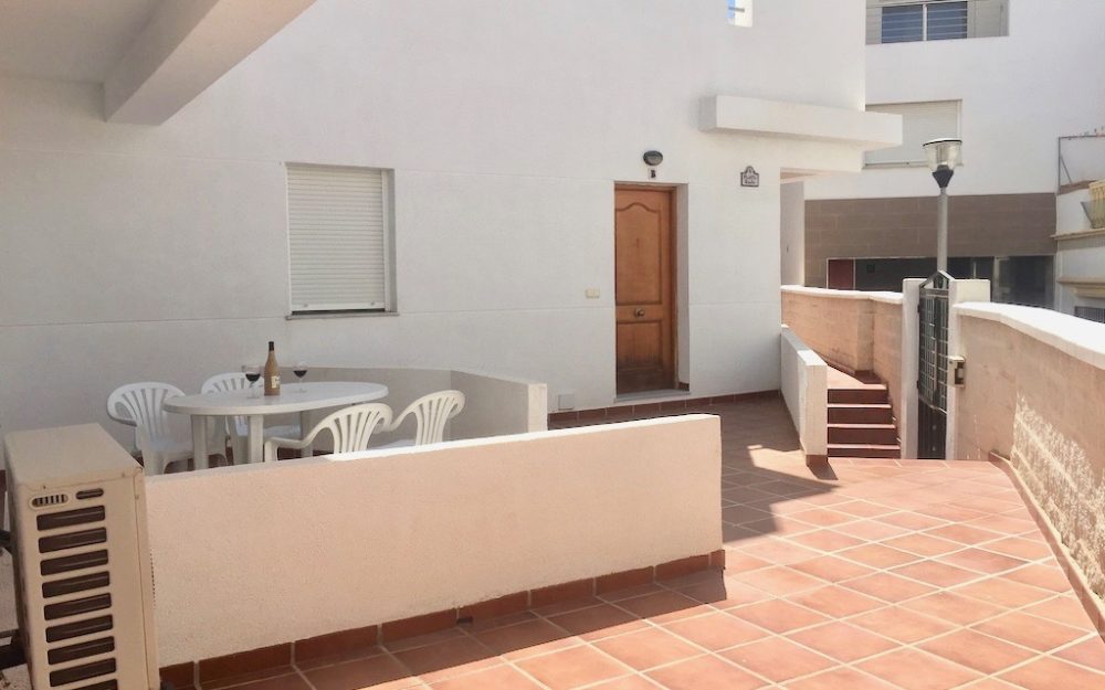 Impecable and large duplex with stunning finishes in La Herradura Costa Tropical for sale