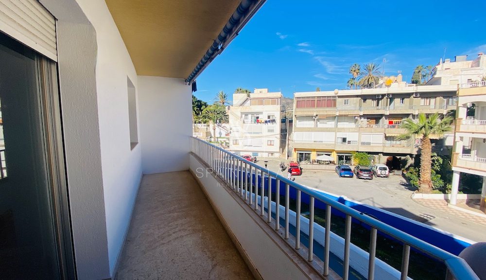 Amplio piso céntrico en La Herradura en venta