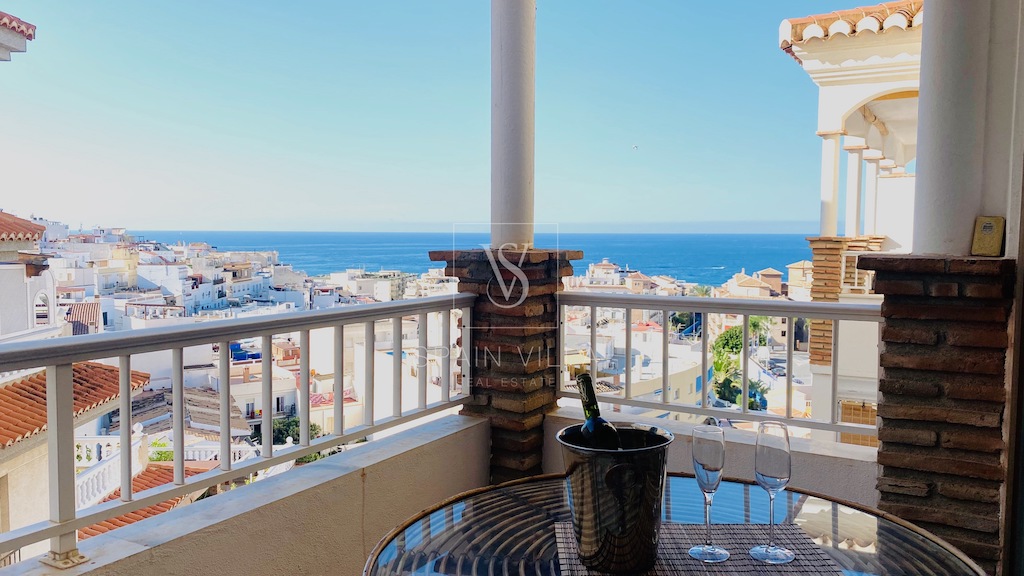 Encantador Apartamento con Vistas al Mar en La Herradura, Costa Tropical – EN VENTA